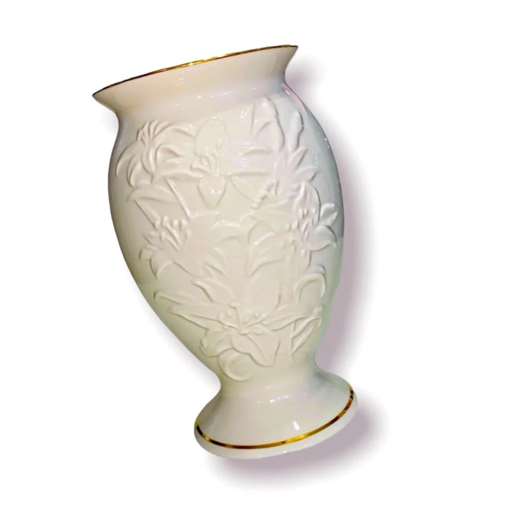 Lenox Tiger Lily Vase